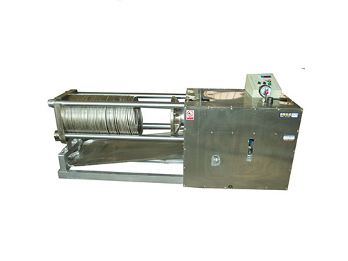 不銹鋼材質(zhì)全自動(dòng)臥式液壓榨油機(jī)DLW-100DS,自動(dòng)壓榨退榨，古法榨油機(jī)